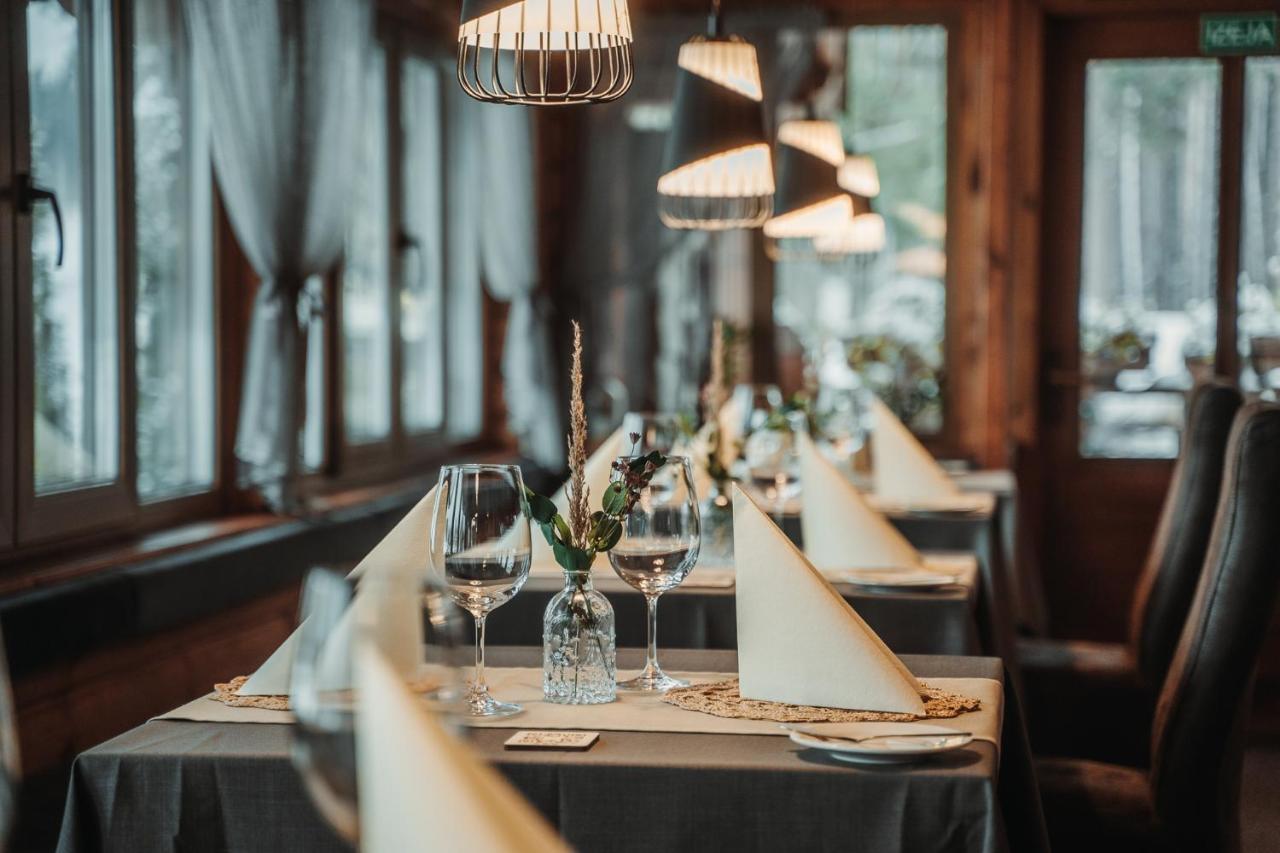 Ozolnieki Agate Hotel מראה חיצוני תמונה