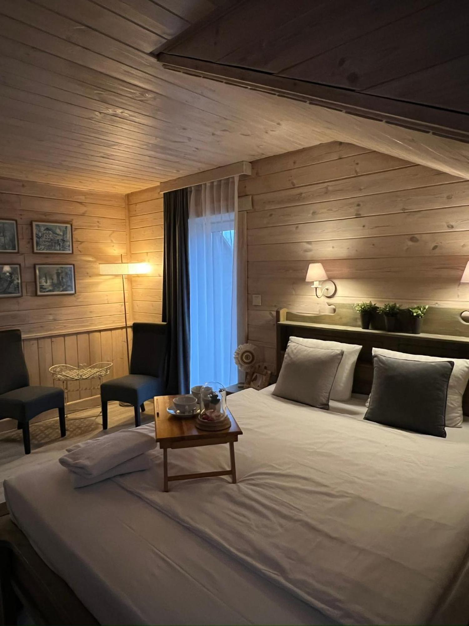 Ozolnieki Agate Hotel מראה חיצוני תמונה