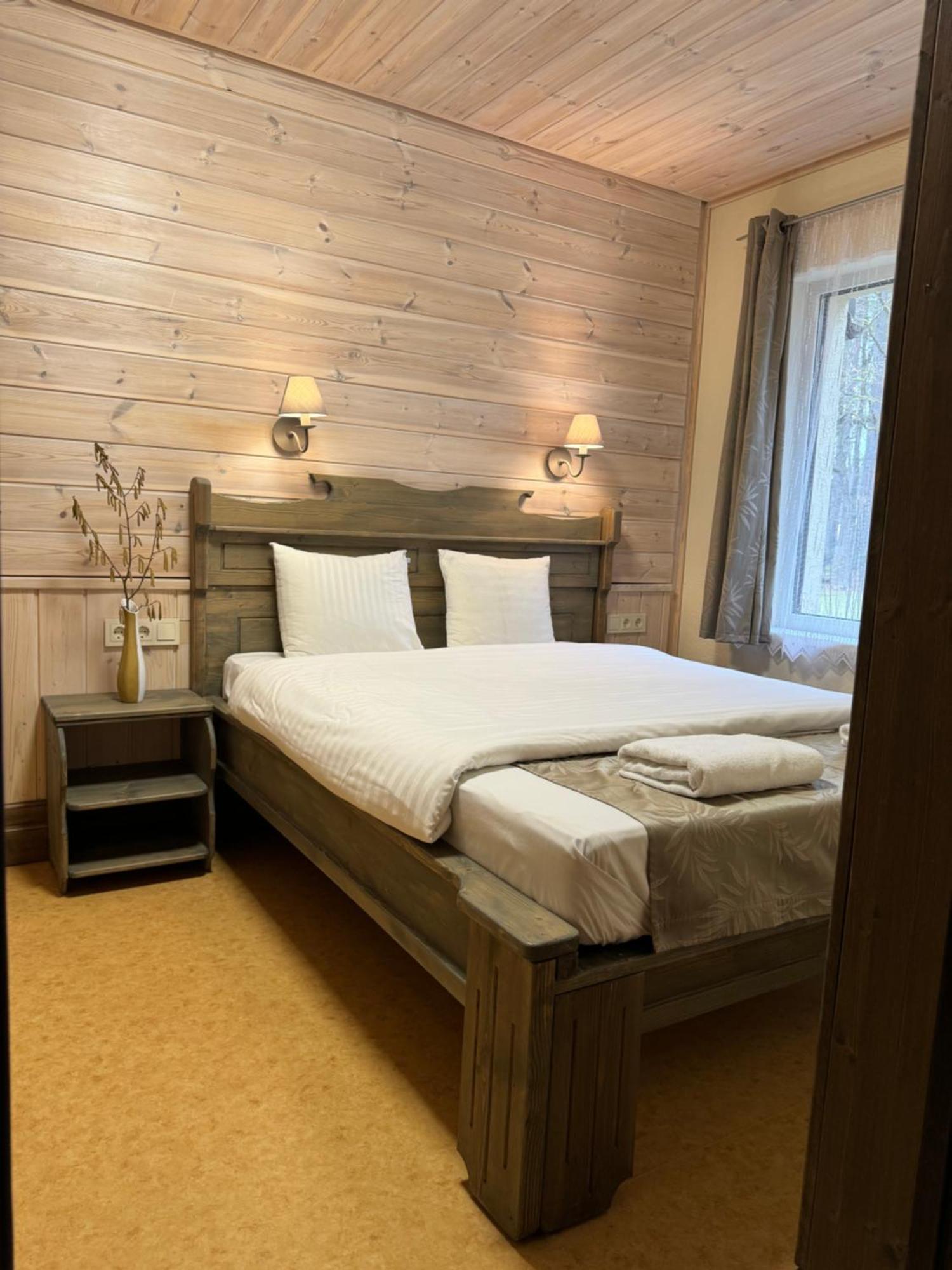 Ozolnieki Agate Hotel מראה חיצוני תמונה